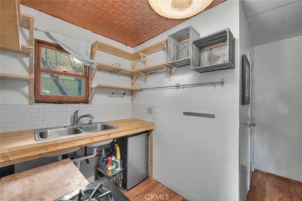 23775 Bowl Property Photo 28