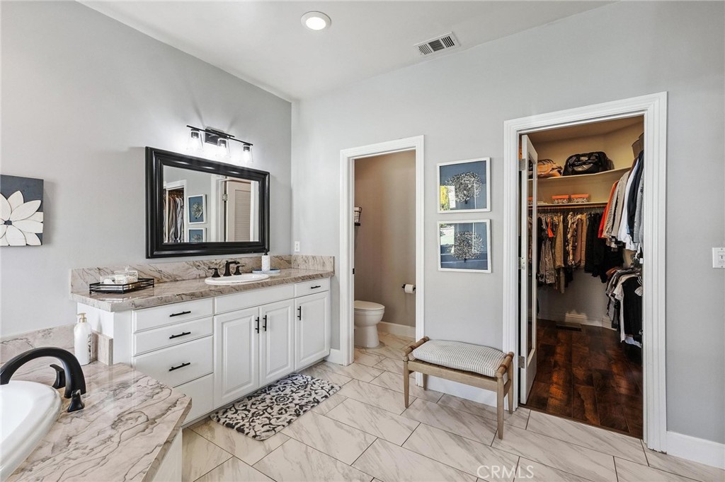 37420 Wildwood View Property Photo 37