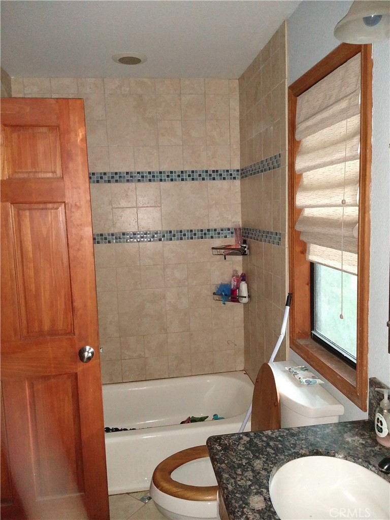 24672 Bernard Drive Property Photo 11