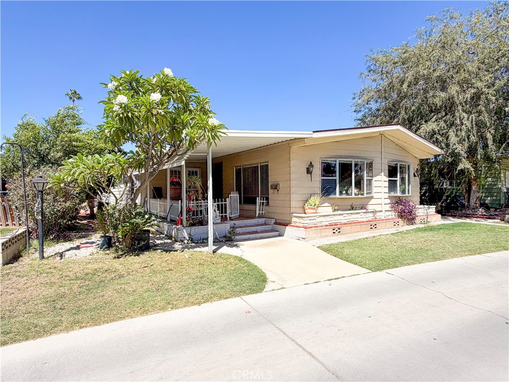 5800 Hamner 401 Property Photo 2