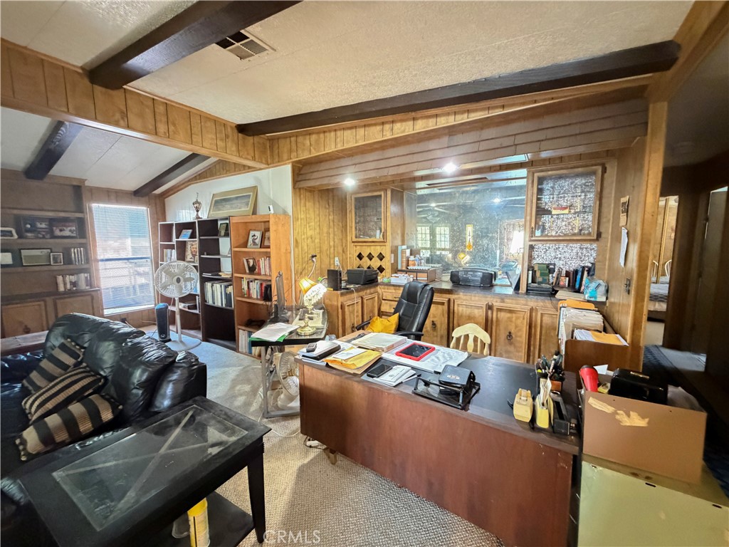 5800 Hamner 401 Property Photo 15