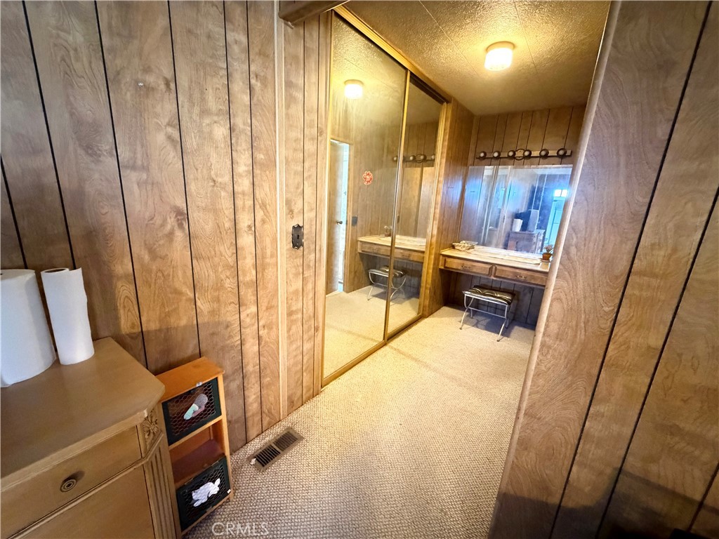 5800 Hamner 401 Property Photo 22