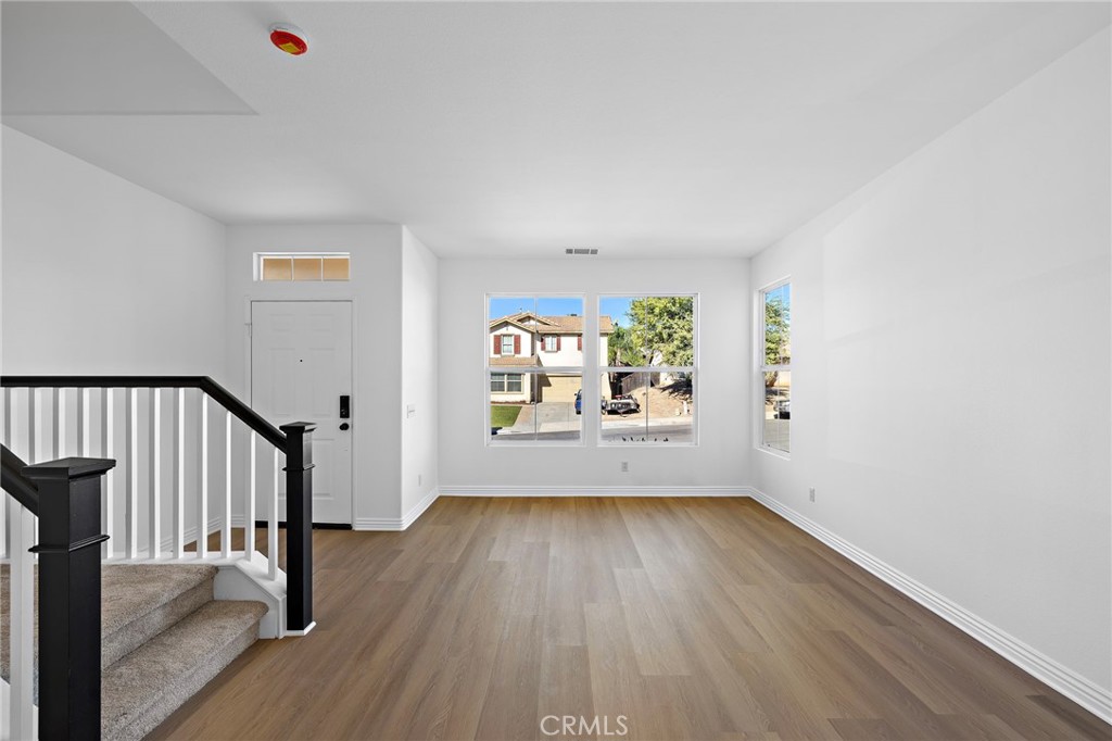 22009 Blondon Court Property Photo 7