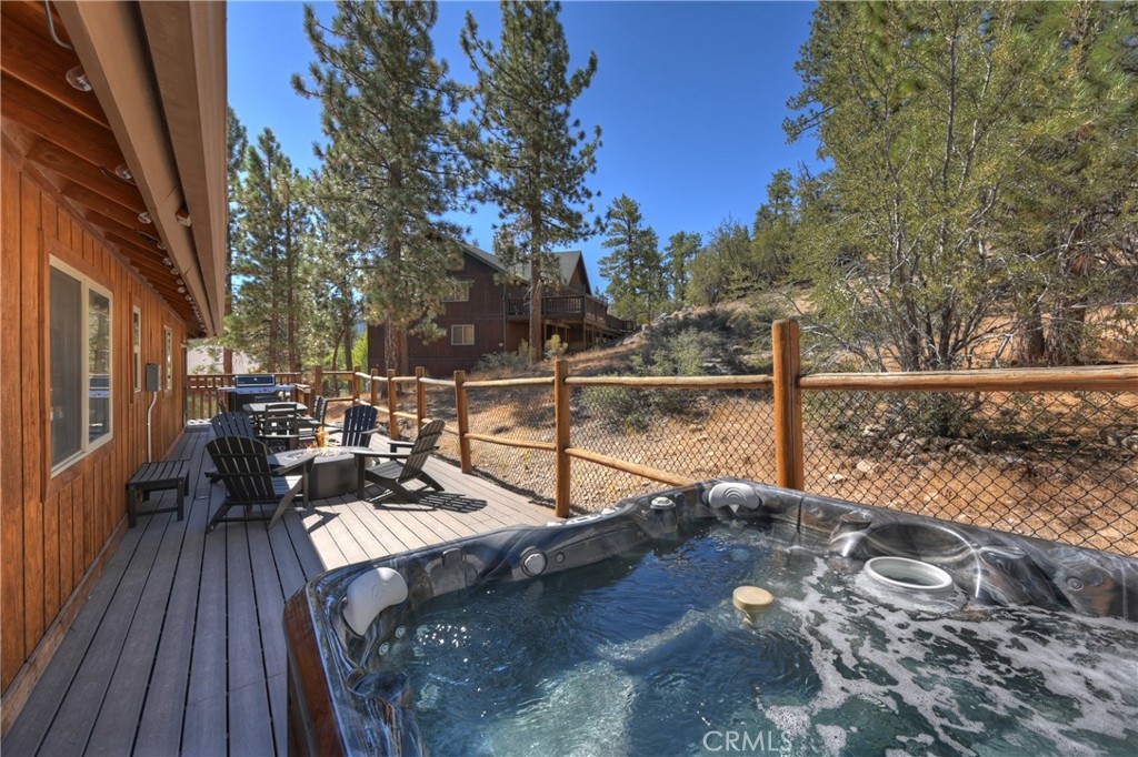 400 Sunrise Way Property Photo 4