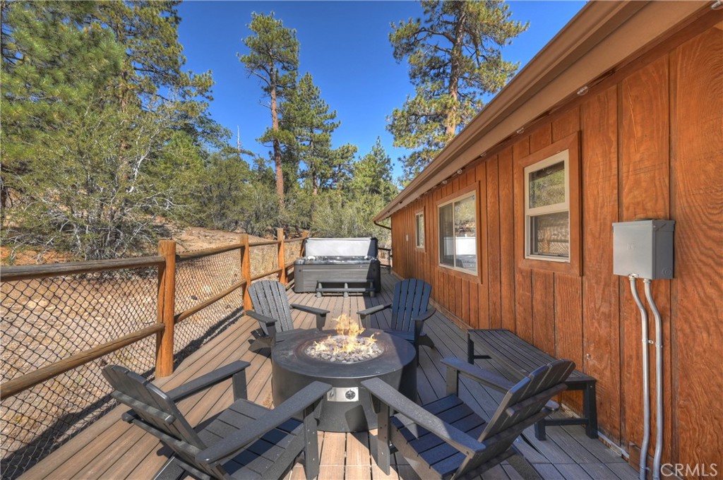 400 Sunrise Way Property Photo 6