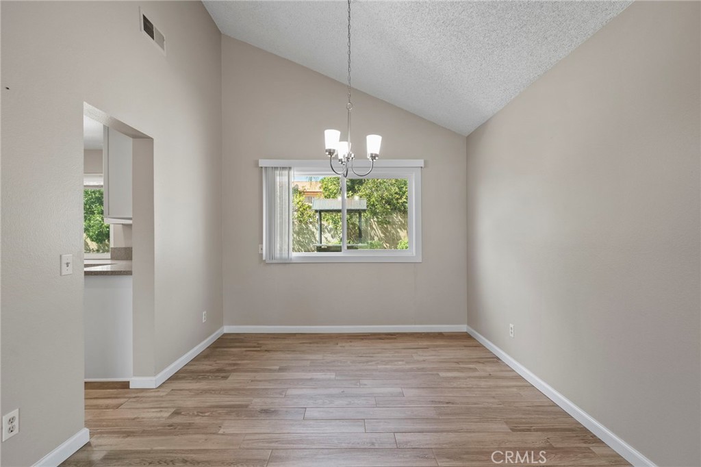 2714 S Cucamonga Avenue Property Photo 10