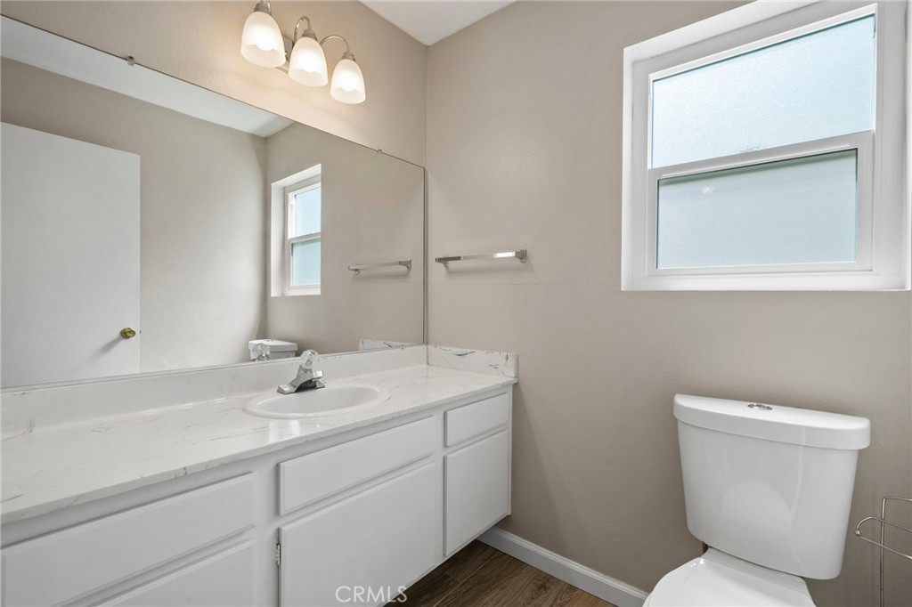 2714 S Cucamonga Avenue Property Photo 13