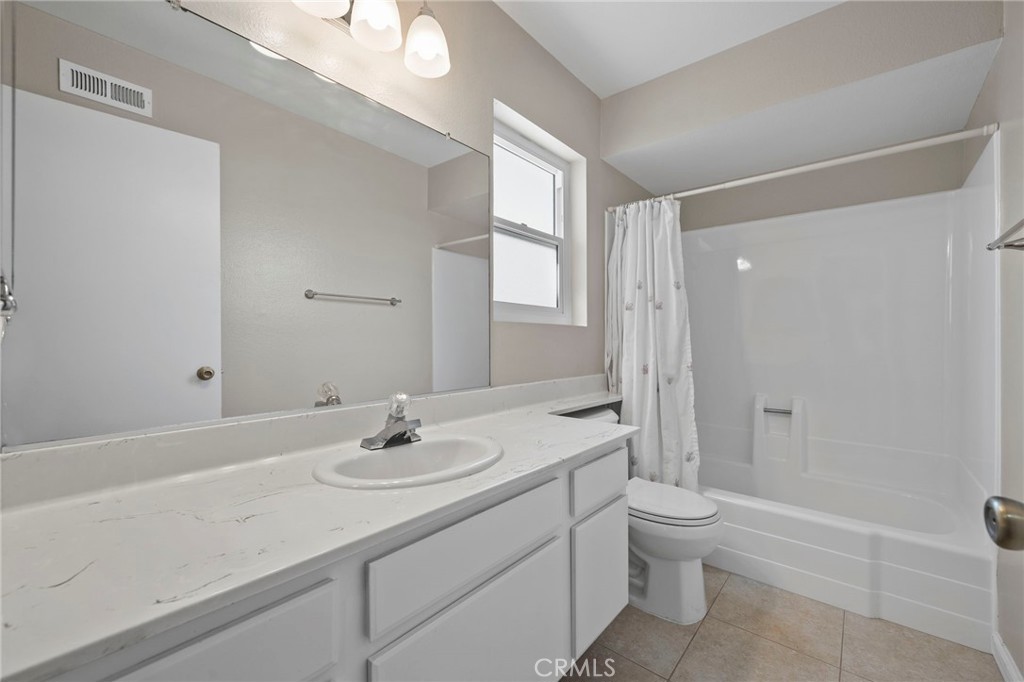 2714 S Cucamonga Avenue Property Photo 34