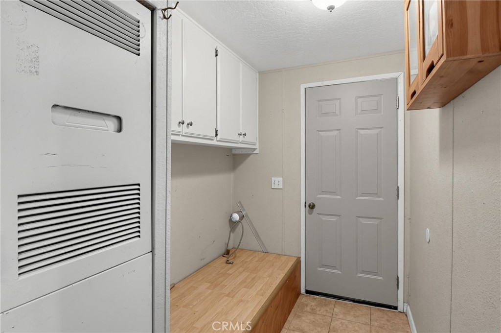19009 Joshua Property Photo 14