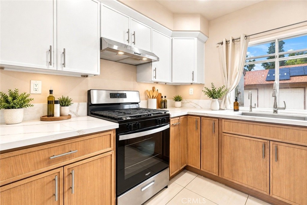 1611 Raintree Place D Property Photo 1