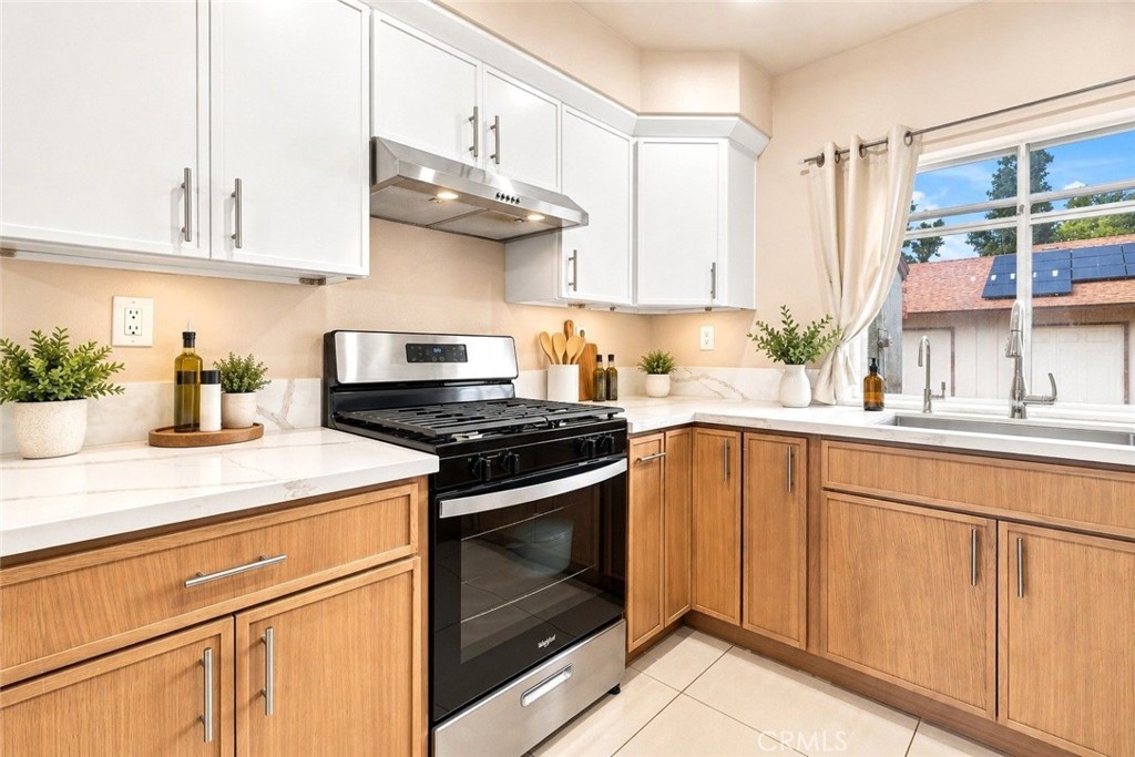 1611 Raintree Place D Property Photo 5