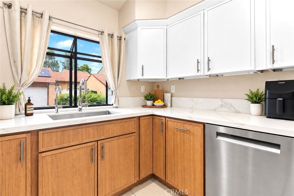 1611 Raintree Place D Property Photo 9