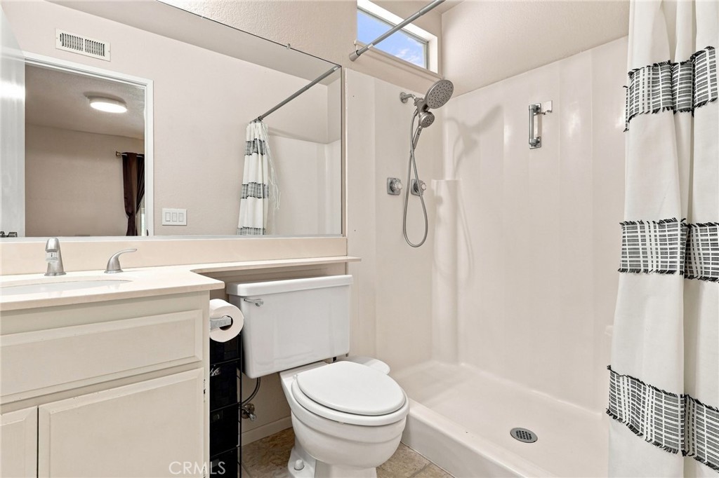 1611 Raintree Place D Property Photo 19