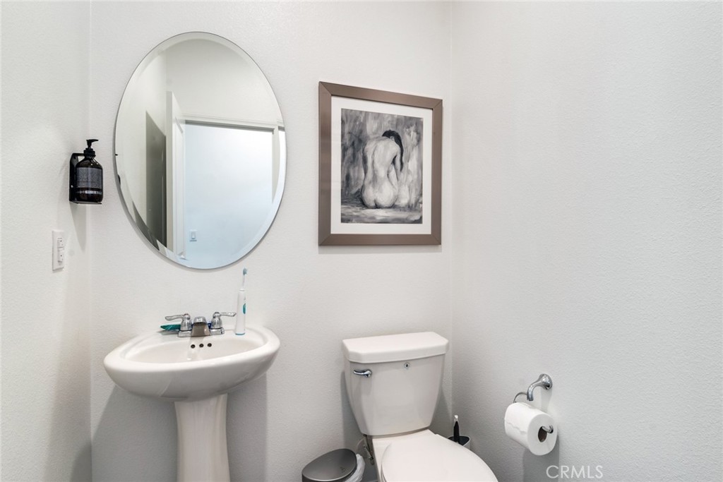 1660 Camellia Lane Property Photo 4