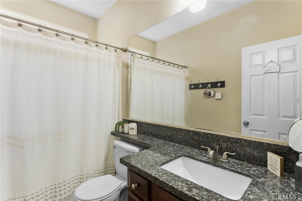 1448 Moonlight Drive Property Photo 16