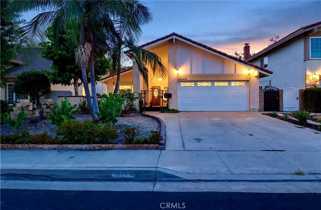 14605 Seron Property Photo 1