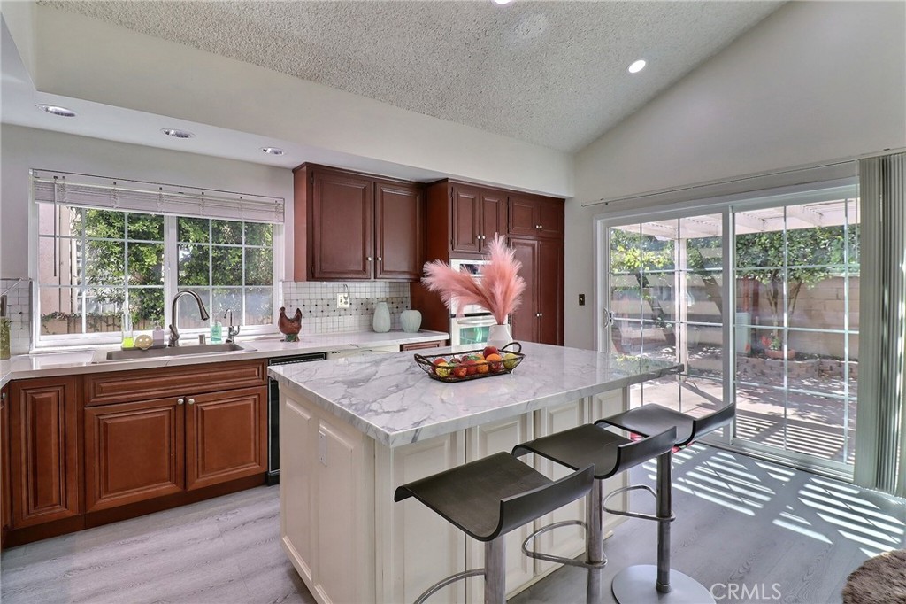 14605 Seron Property Photo 18