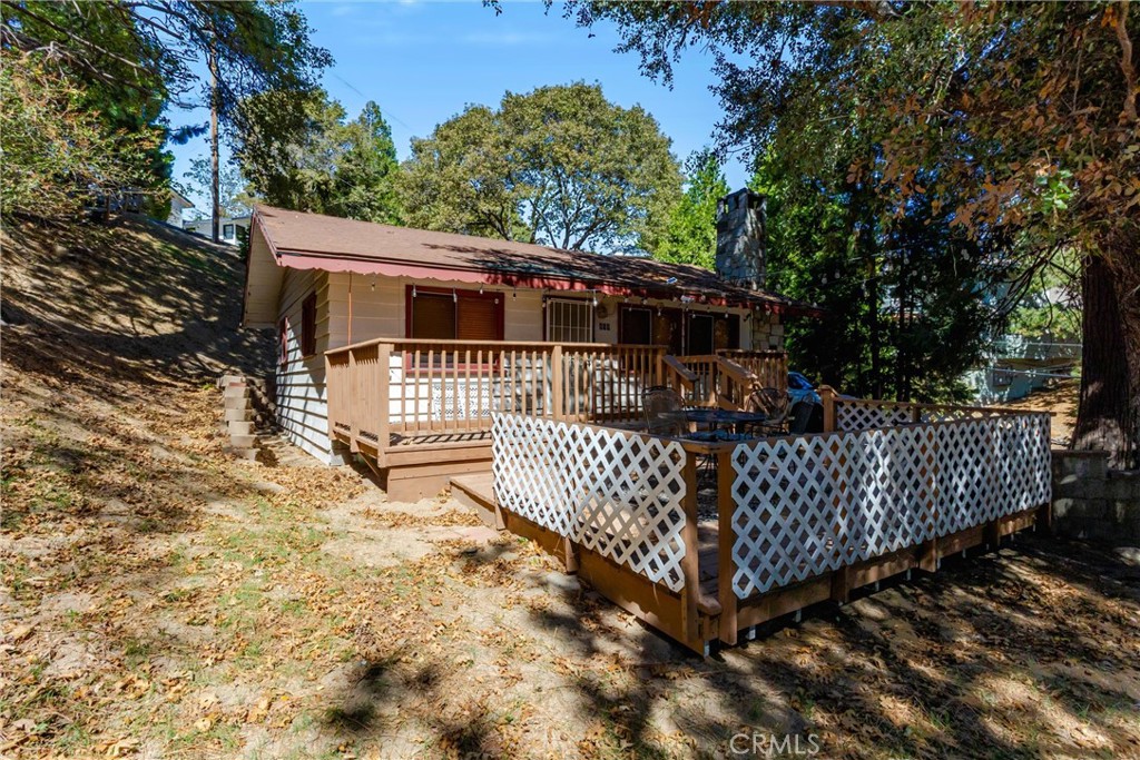 459 Delle Property Photo 2
