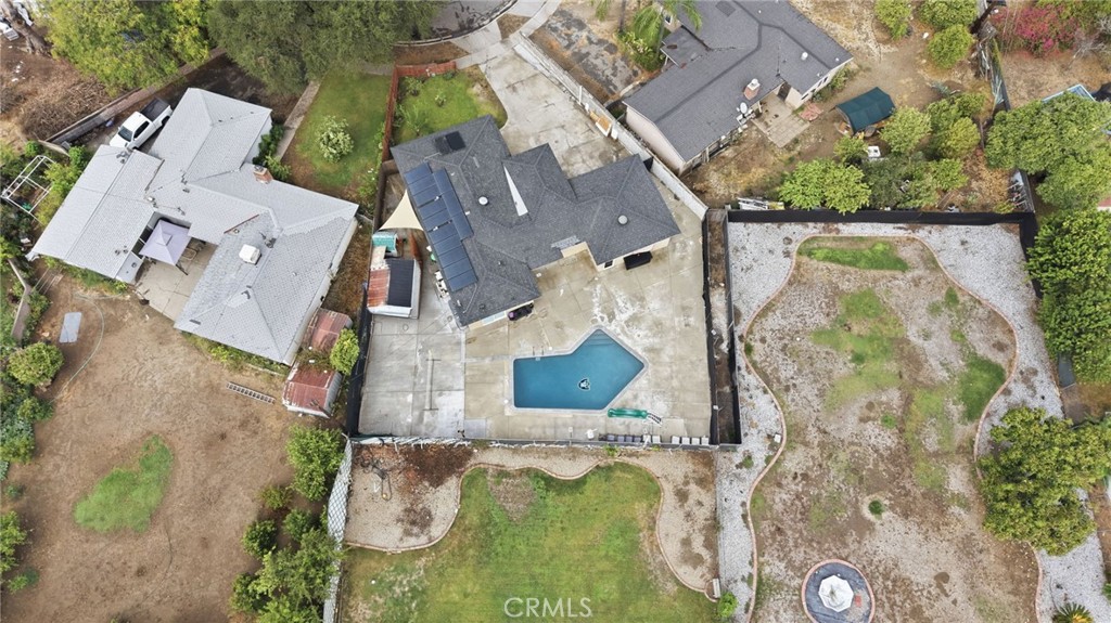 755 N Macy Property Photo 42