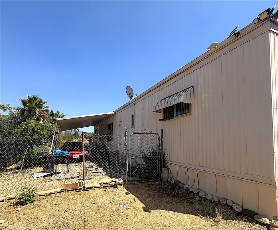 12995 6th Street Property Photo 4