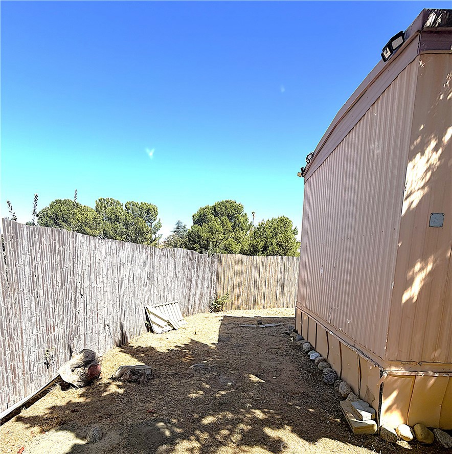 12995 6th Street Property Photo 8