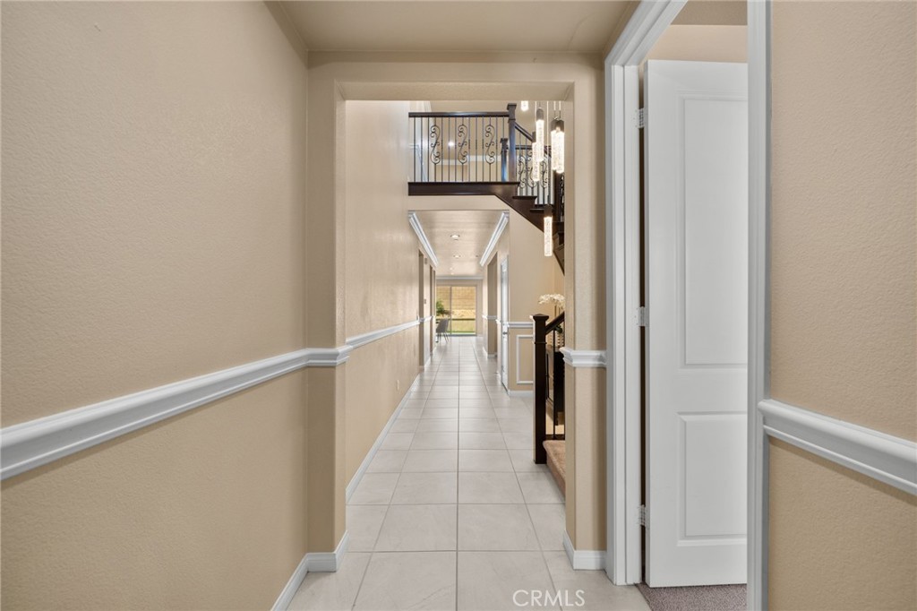 3121 E Silver Sky Drive Property Photo 4