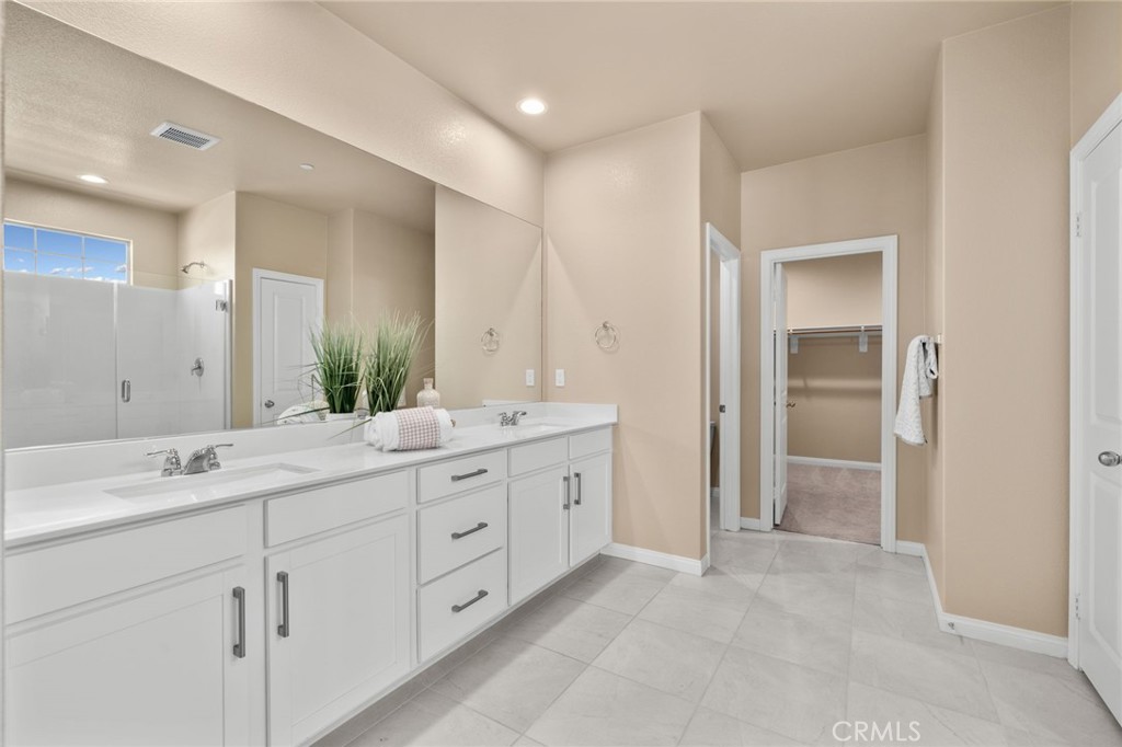 3121 E Silver Sky Drive Property Photo 28