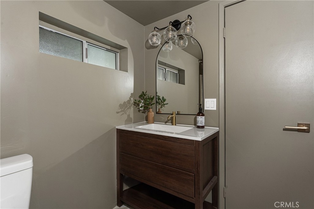 1096 Nadelhorn Drive Property Photo 30
