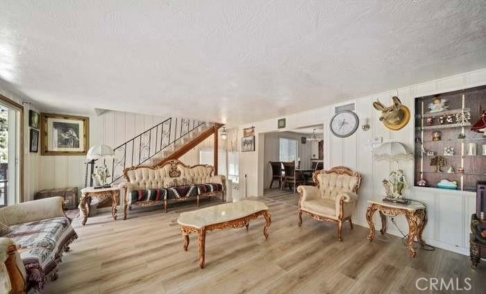 23095 Balsam Property Photo 6