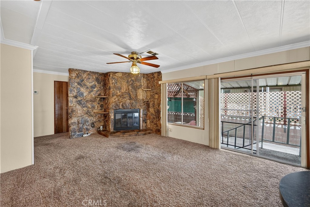 1365 Thornwood Square Property Photo 13