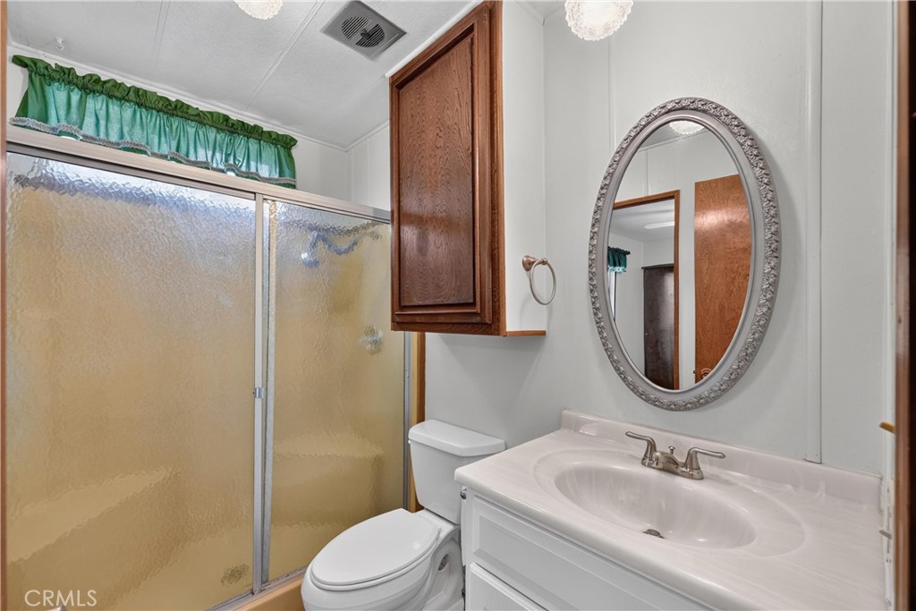 1365 Thornwood Square Property Photo 22