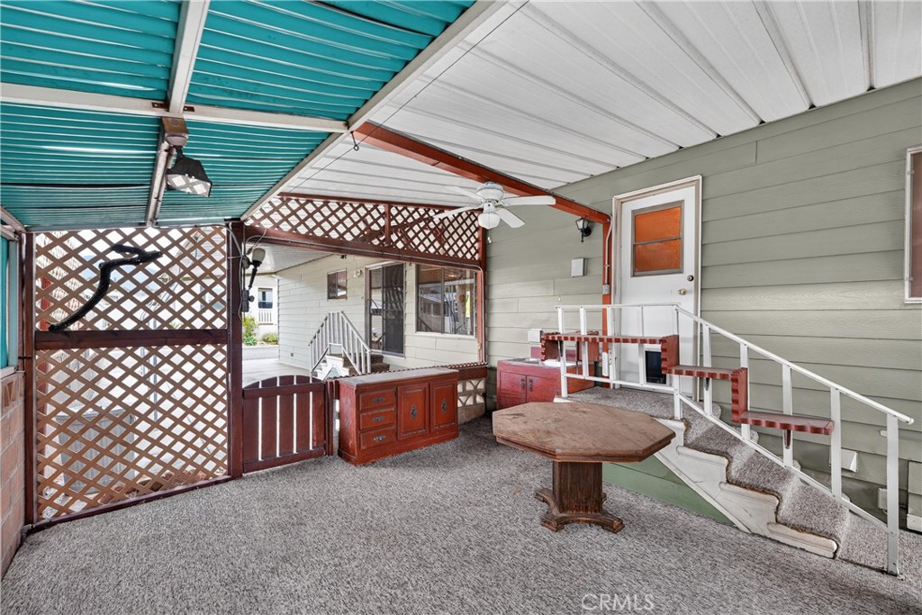1365 Thornwood Square Property Photo 24