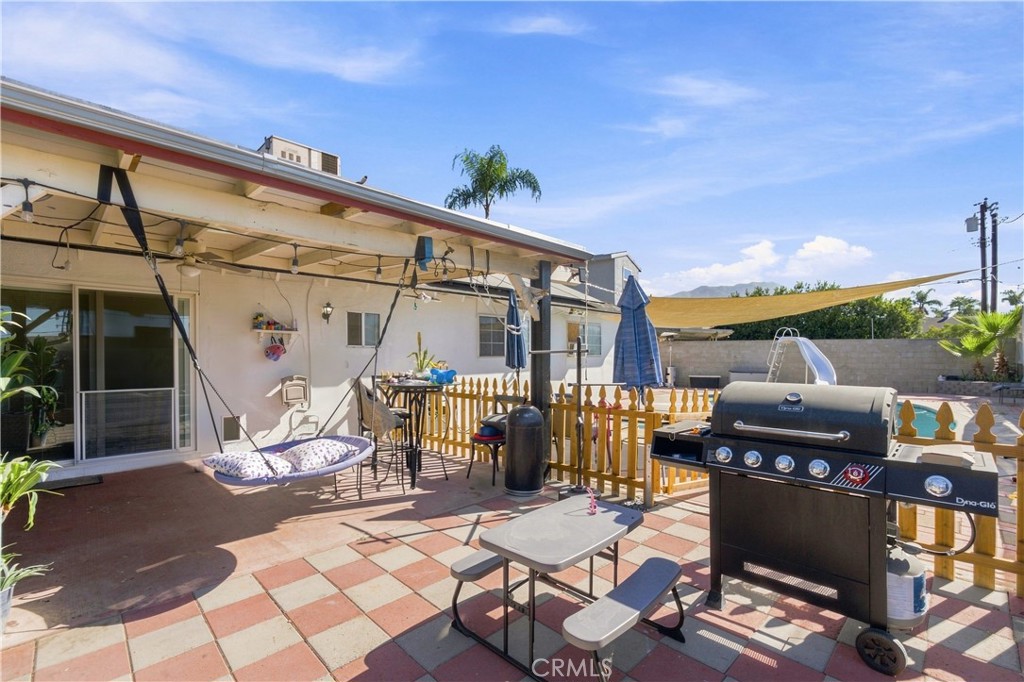 26277 28th Property Photo 18