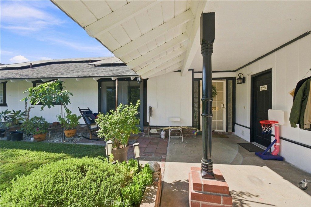 26277 28th Property Photo 28