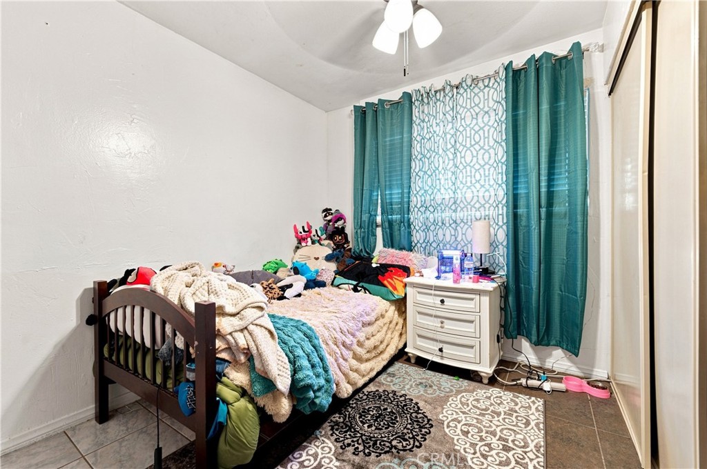 26277 28th Property Photo 30