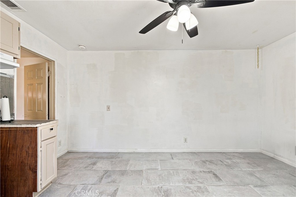 26277 28th Property Photo 34