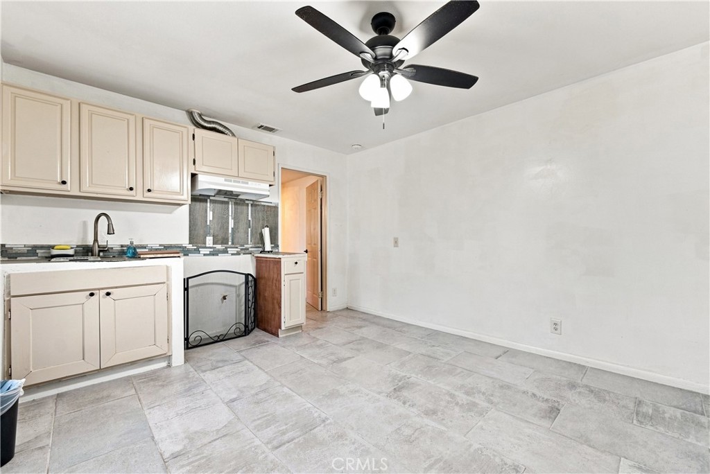 26277 28th Property Photo 35