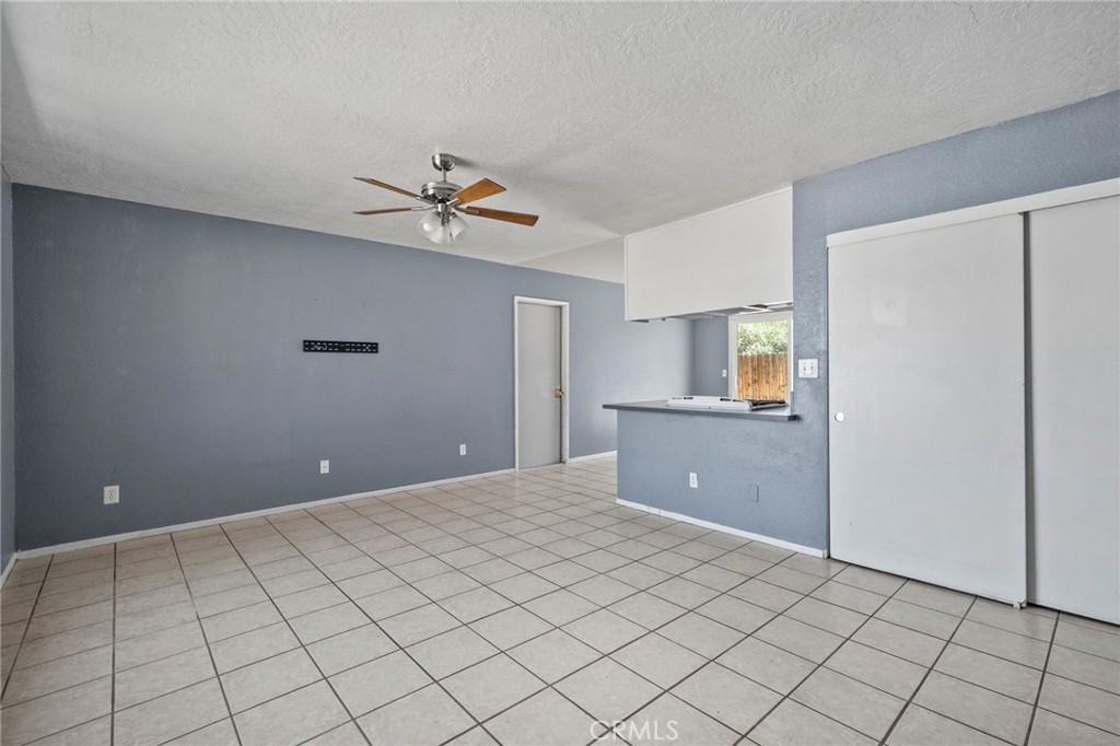9891 3rd Avenue Property Photo 5
