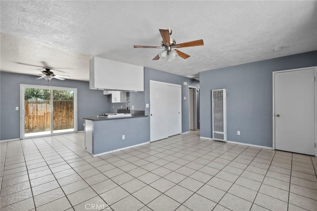 9891 3rd Avenue Property Photo 6