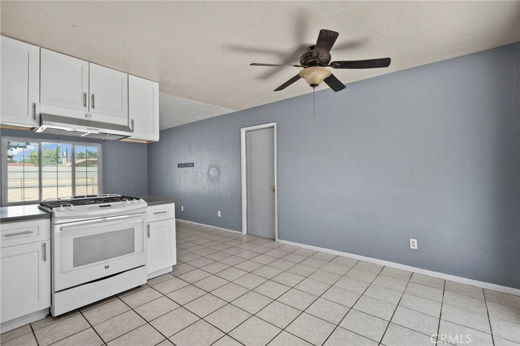9891 3rd Avenue Property Photo 12