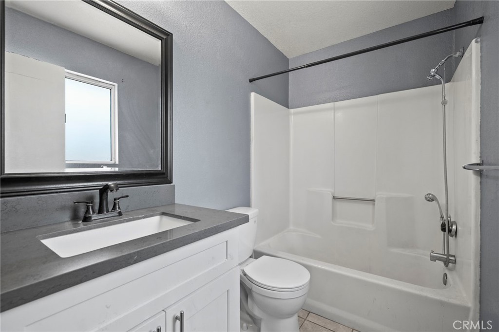 9891 3rd Avenue Property Photo 14