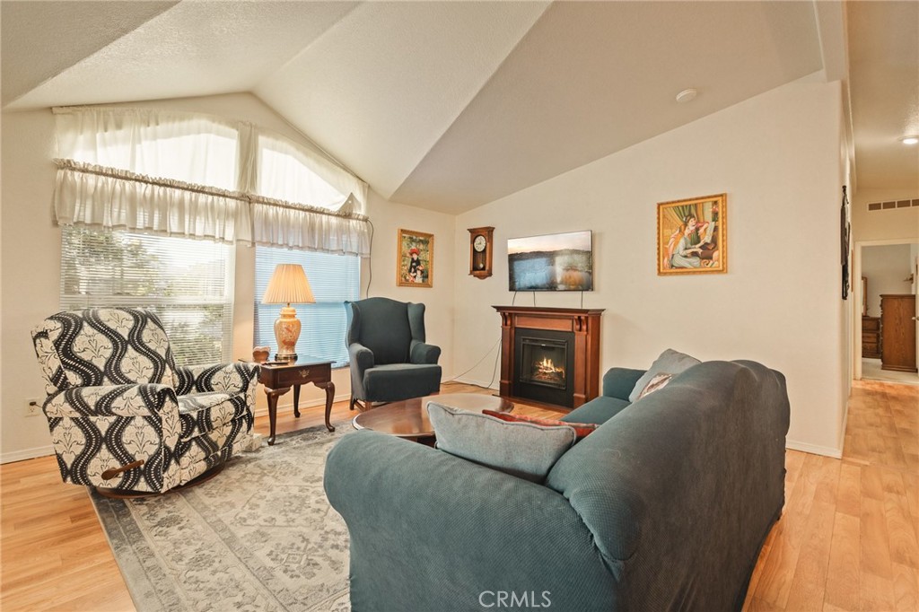 12367 4th 12-b Property Photo 4