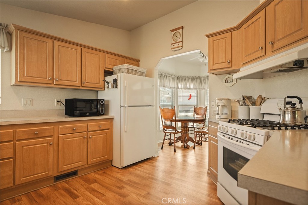 12367 4th 12-b Property Photo 11