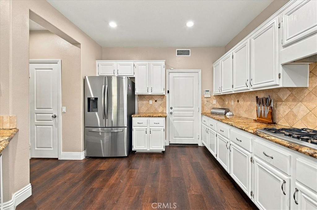 8550 Hunt Canyon Road Property Photo 9
