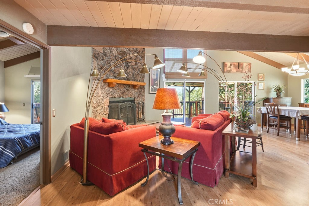 320 Delle Property Photo 13