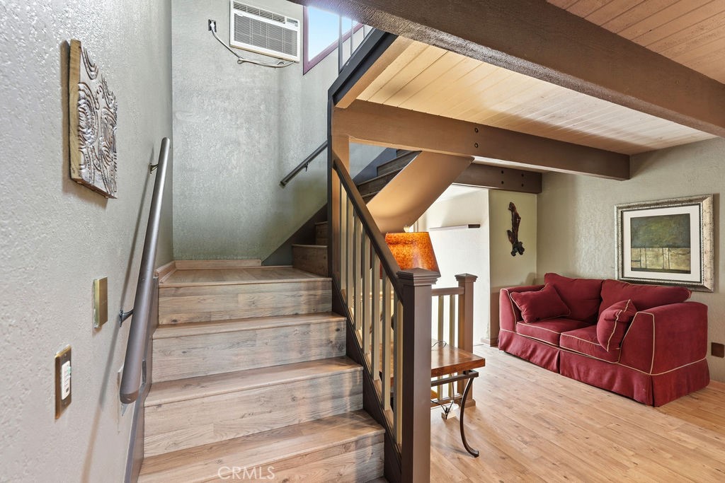 320 Delle Property Photo 44