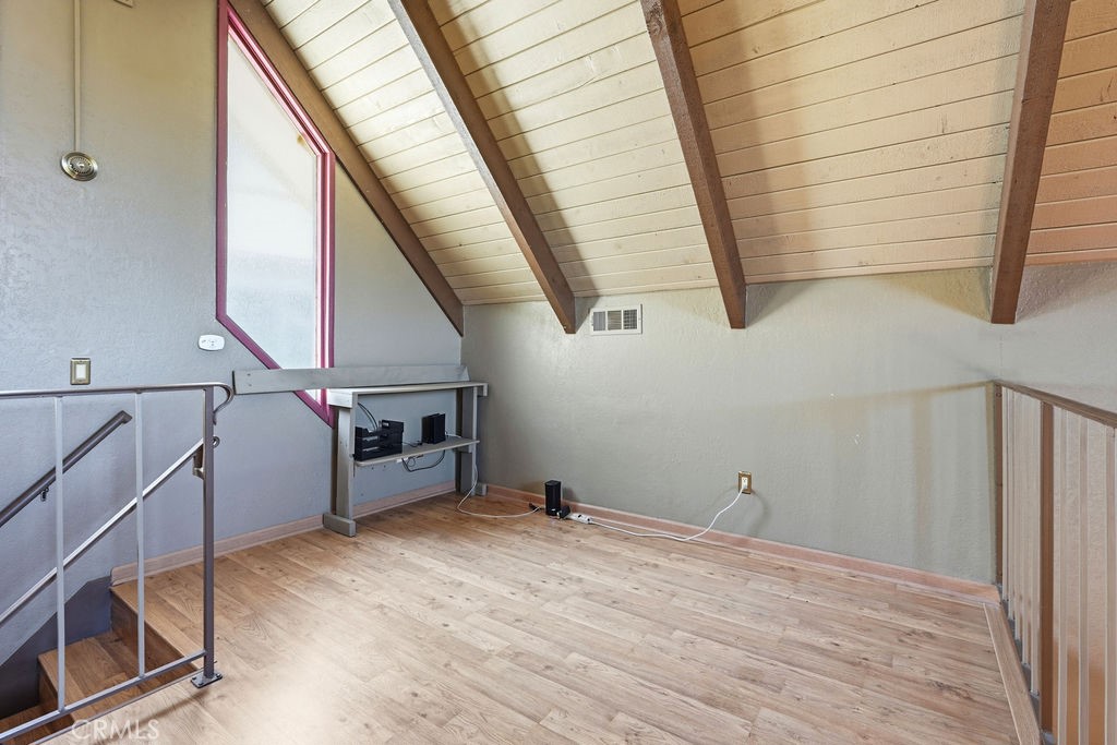320 Delle Property Photo 46