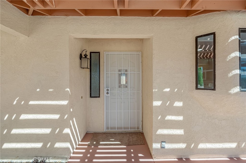 14690 Burgundy Property Photo 9