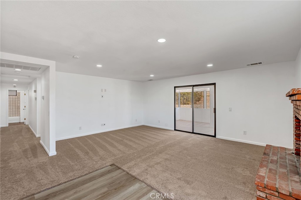 14690 Burgundy Property Photo 15