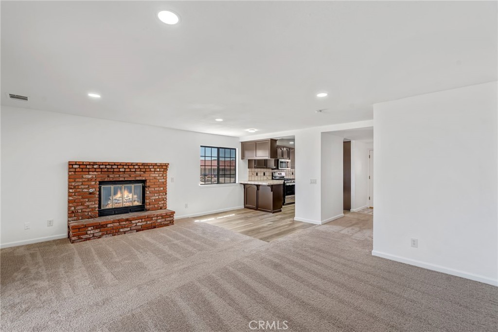 14690 Burgundy Property Photo 17